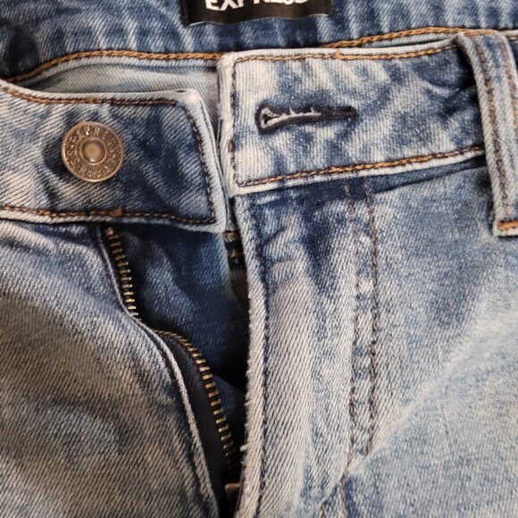 Express Skinny Distressed Light Wash Jeans 32x30 - Picture 2 of 4